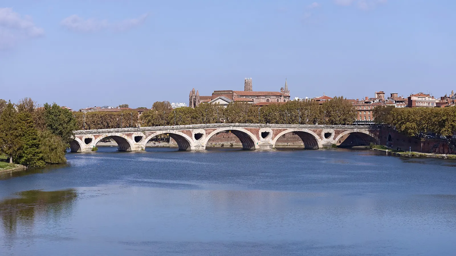 Le Pont-Neuf sur la Garonne, à Toulouse
